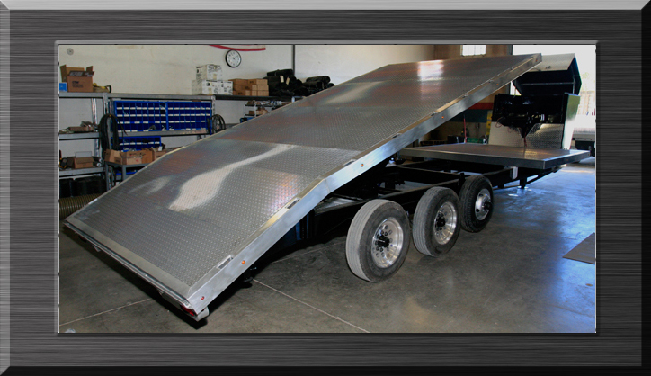 Gooseneck Tilt Trailer